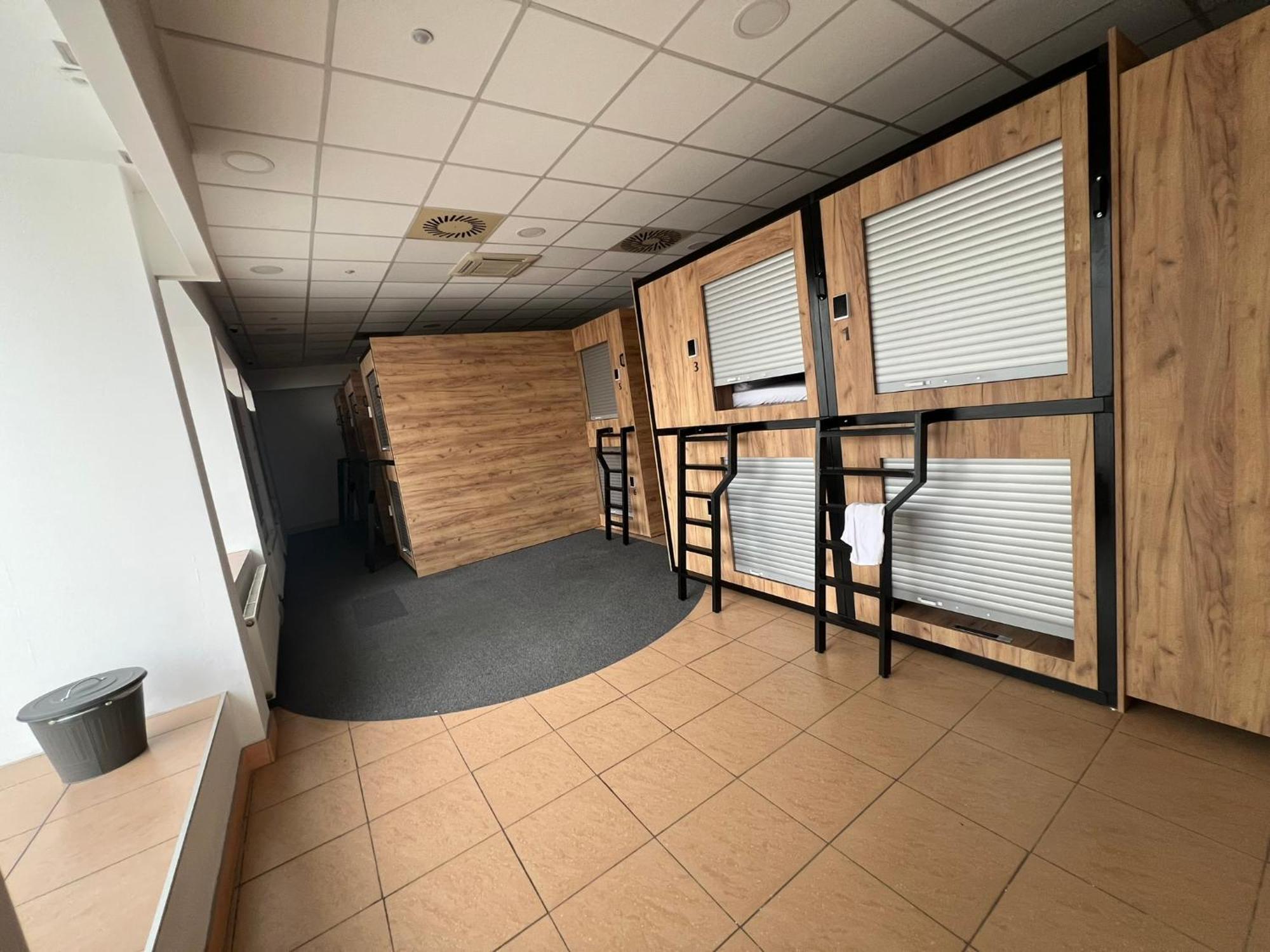 Like A Hostel Прага Экстерьер фото