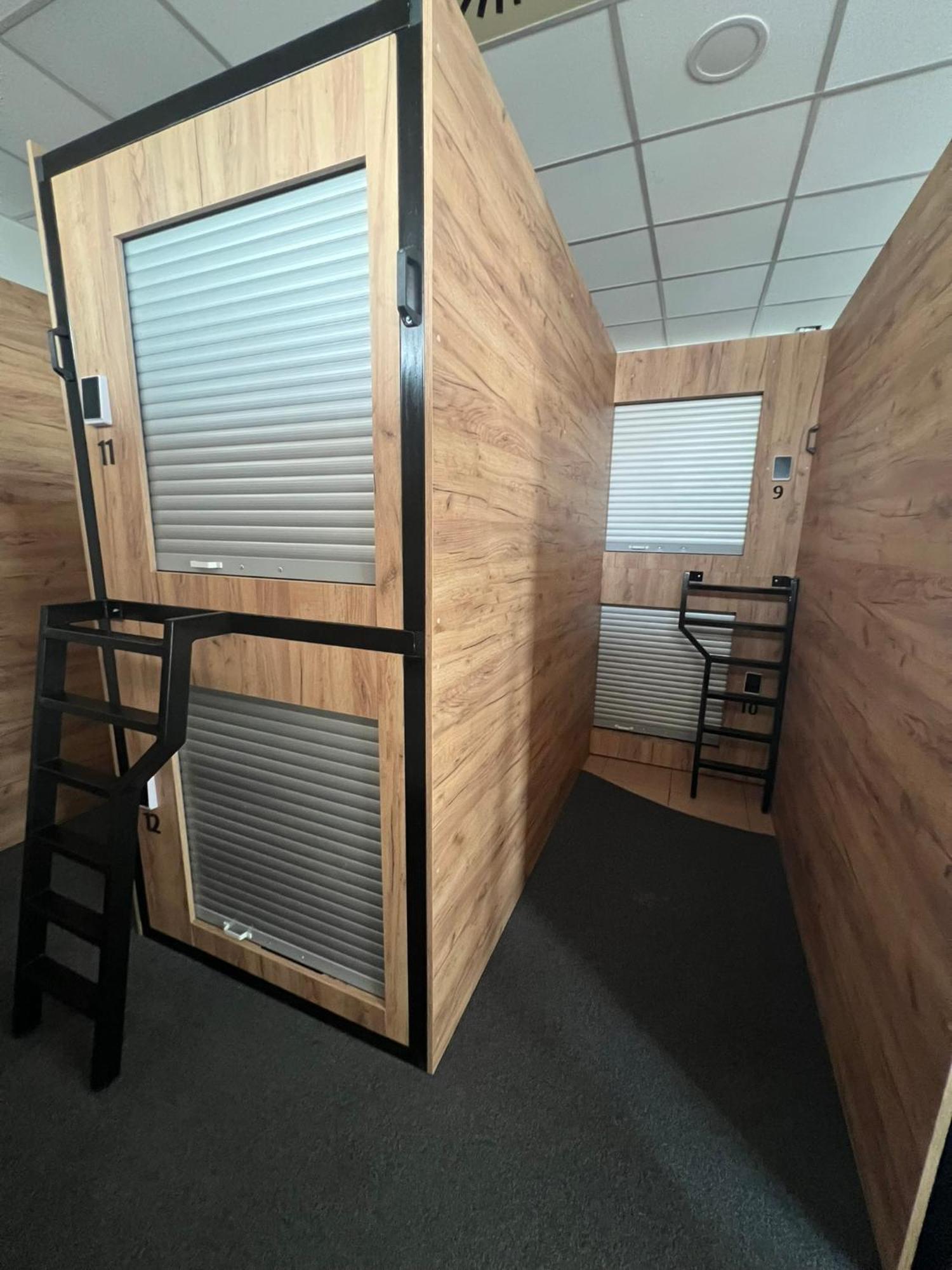 Like A Hostel Прага Экстерьер фото